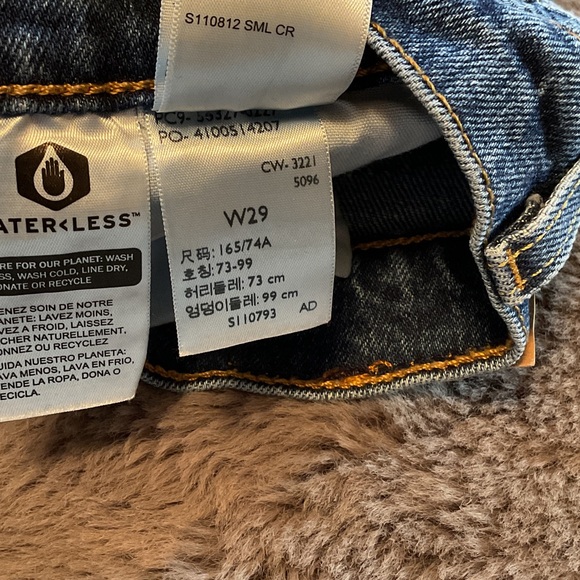 Levi's 501 Jean Shorts - Picture 4 of 4